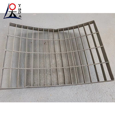 Easy Installation Galvanized Welded Steel Grating For Drainage Channel Heavy Duty Grating