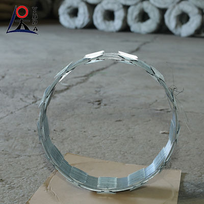 Hot Dipped Galvanized BTO-18 Concertina Barbed Wire Rolls 50kg